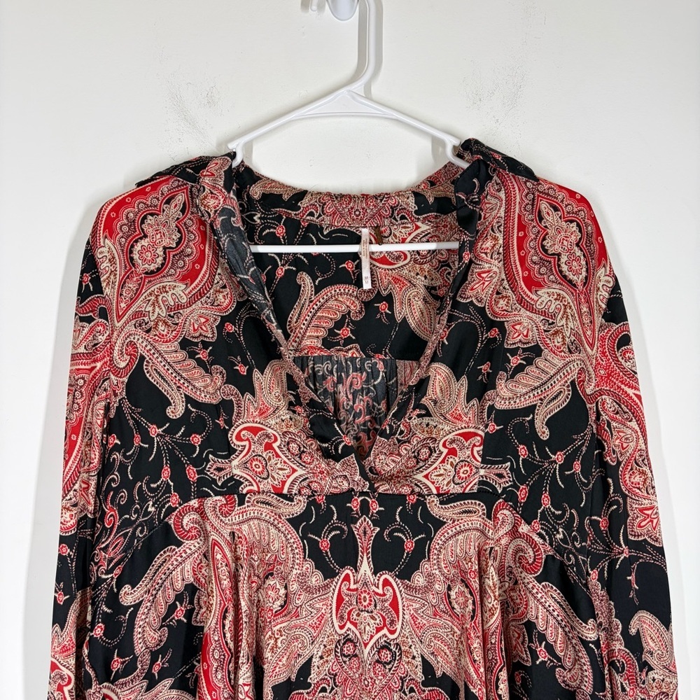 Free People Field of Butterflies Tunic Size Medium - Picture 4 of 9